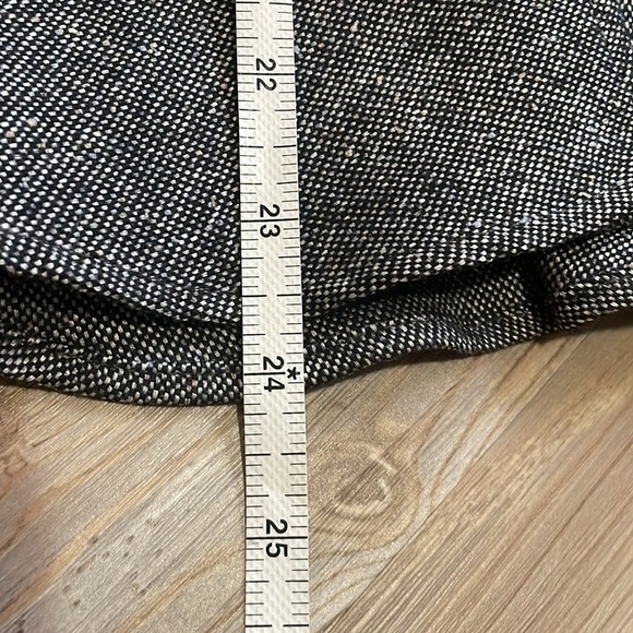 TALBOTS Wool blend Ruffled Tiered Pencil Skirt Gray Size 14 Textured Career - Picture 3 of 10